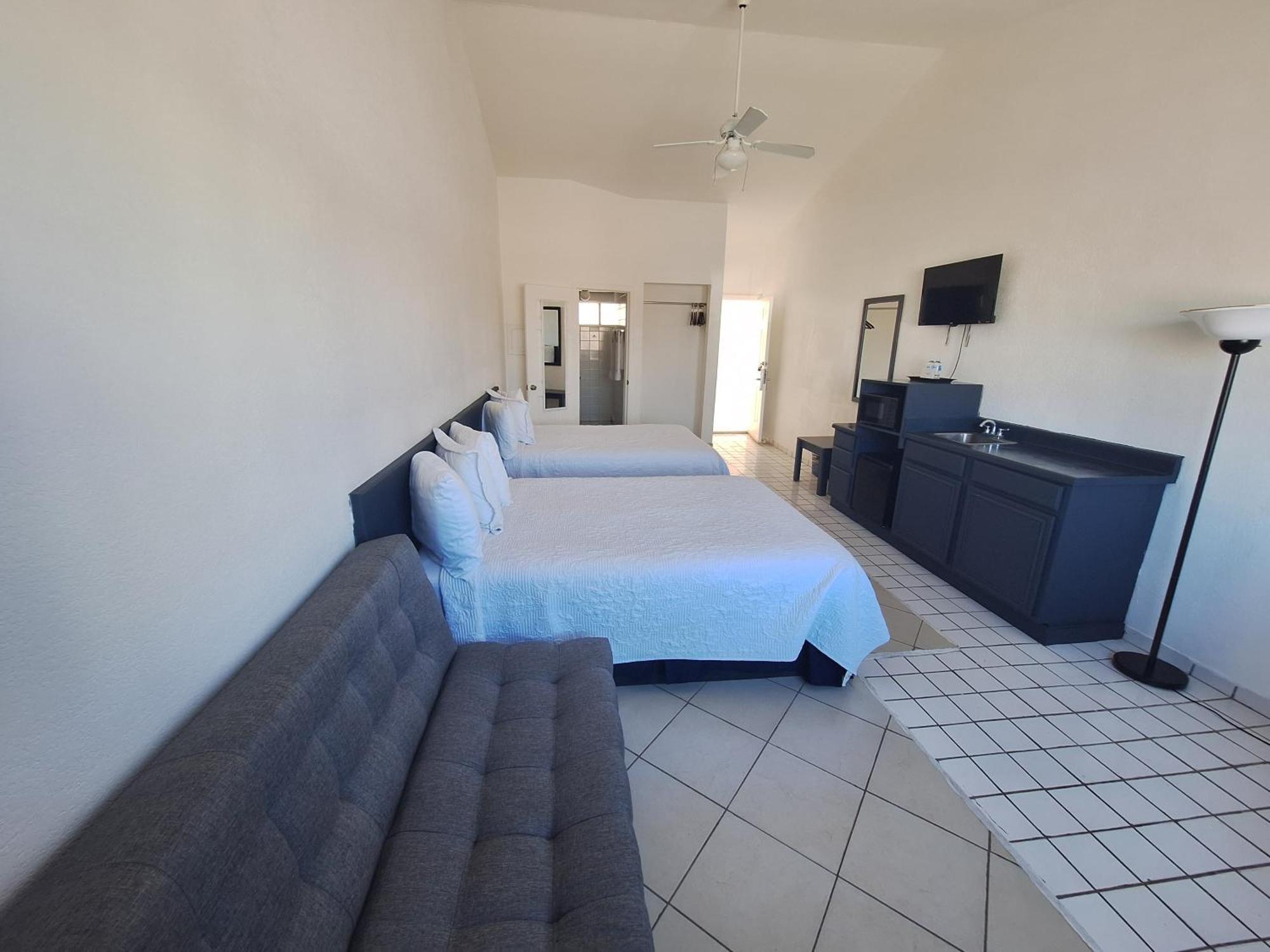 Playa Inn Rocky Point Екстериор снимка