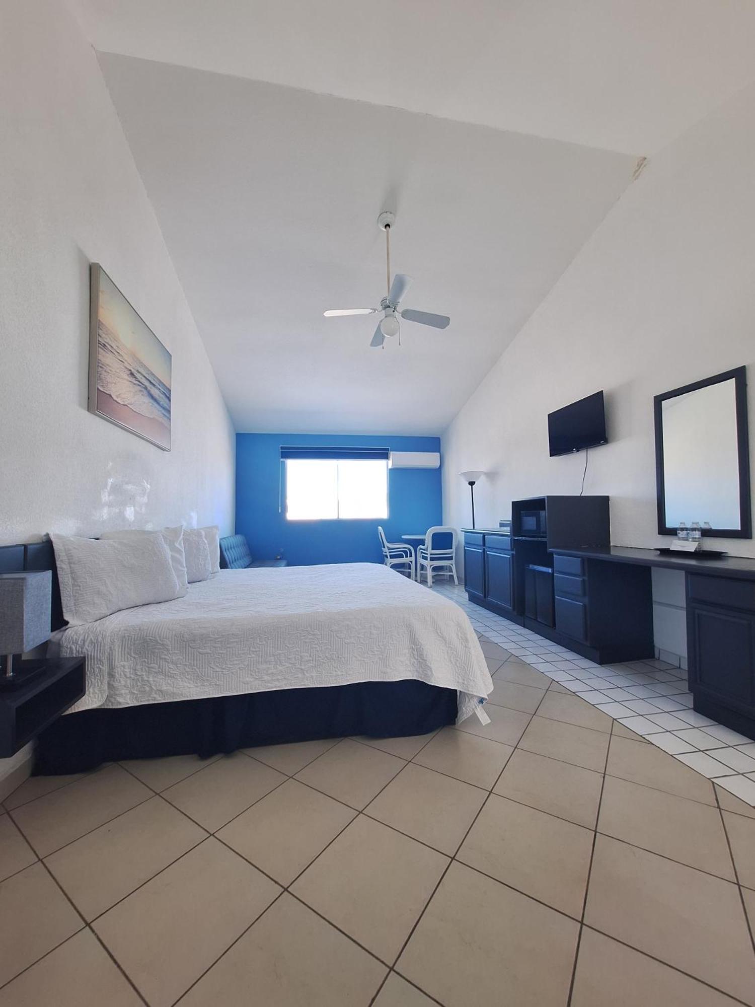 Playa Inn Rocky Point Екстериор снимка