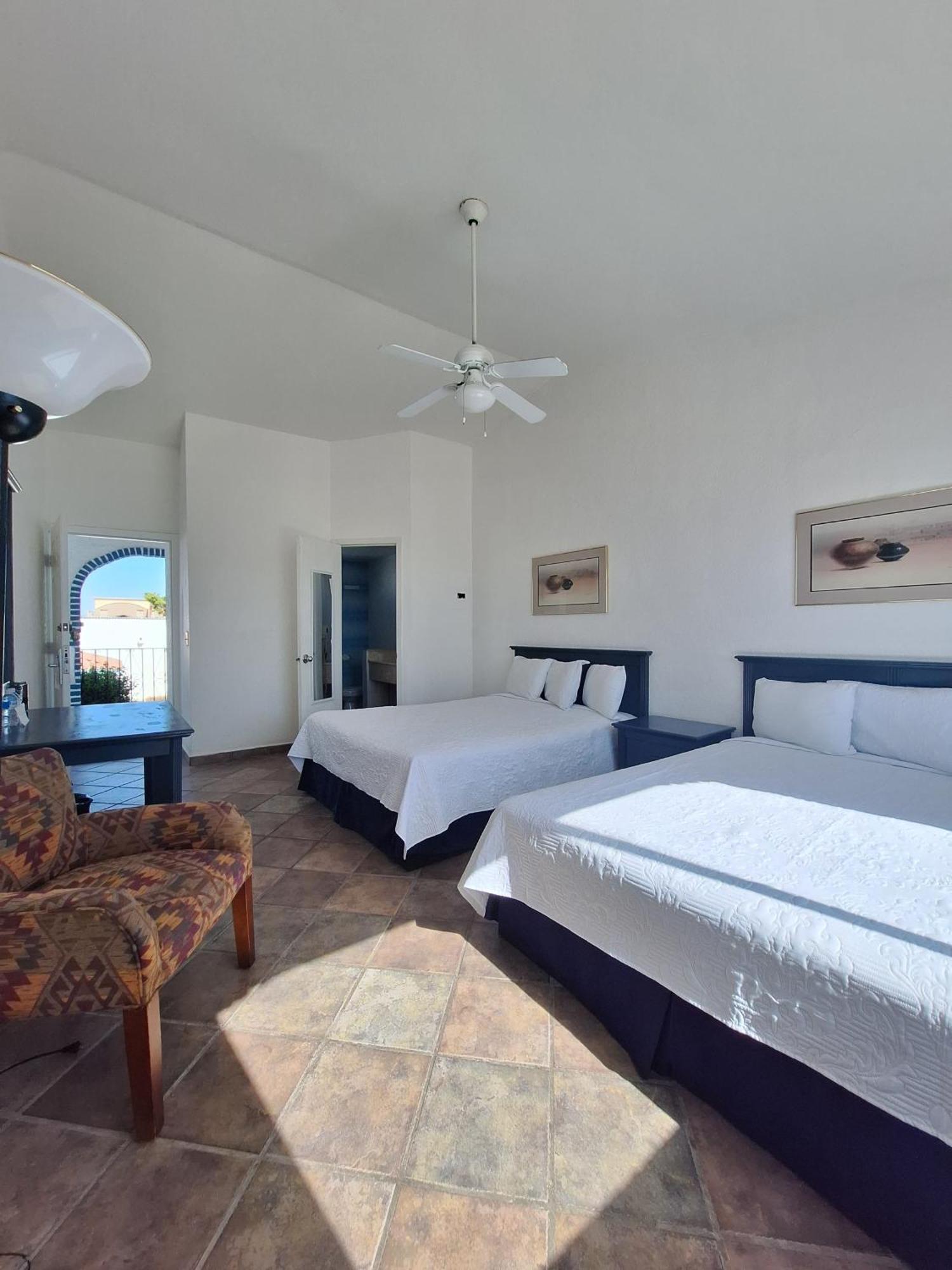 Playa Inn Rocky Point Екстериор снимка