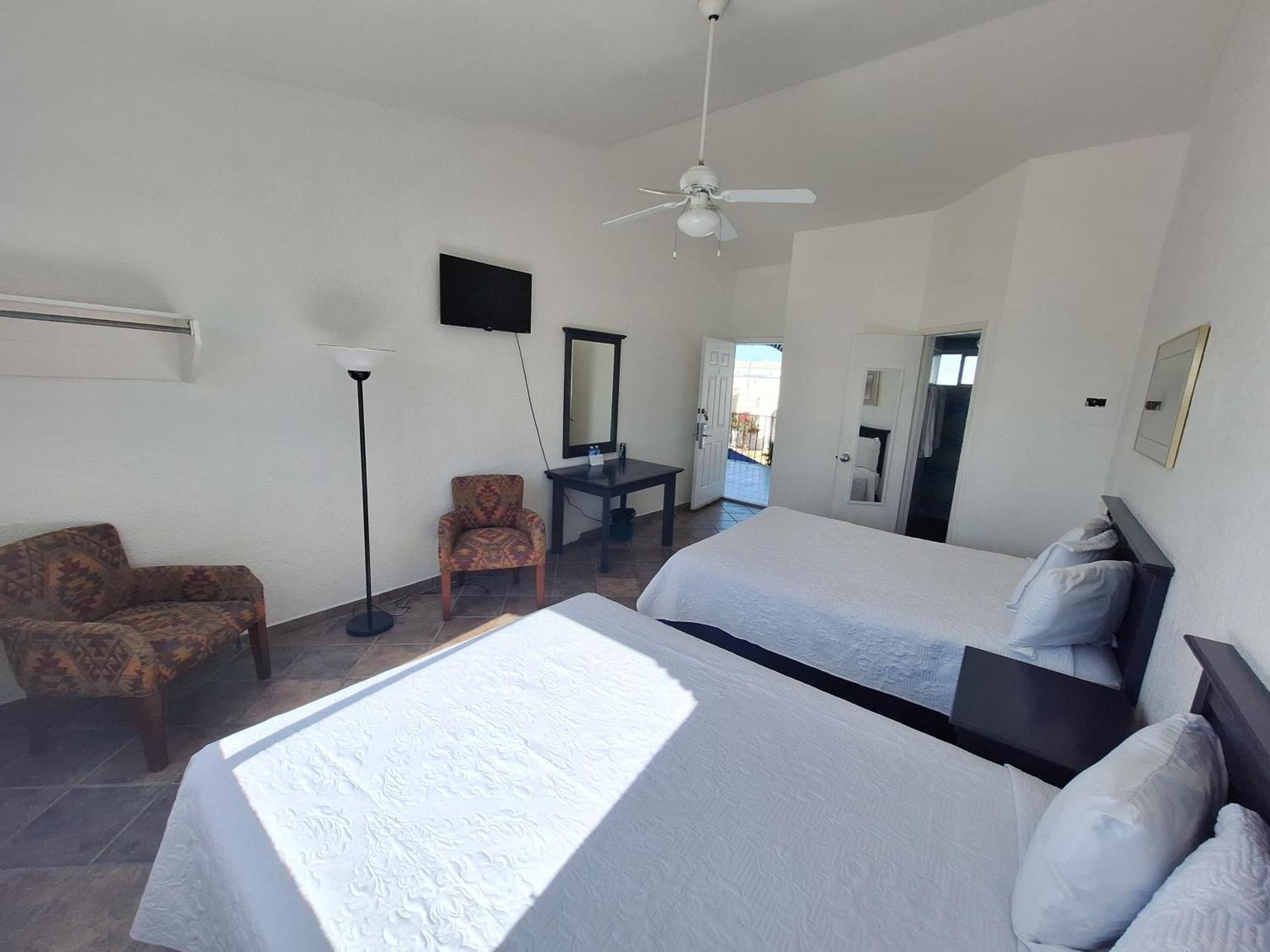Playa Inn Rocky Point Екстериор снимка