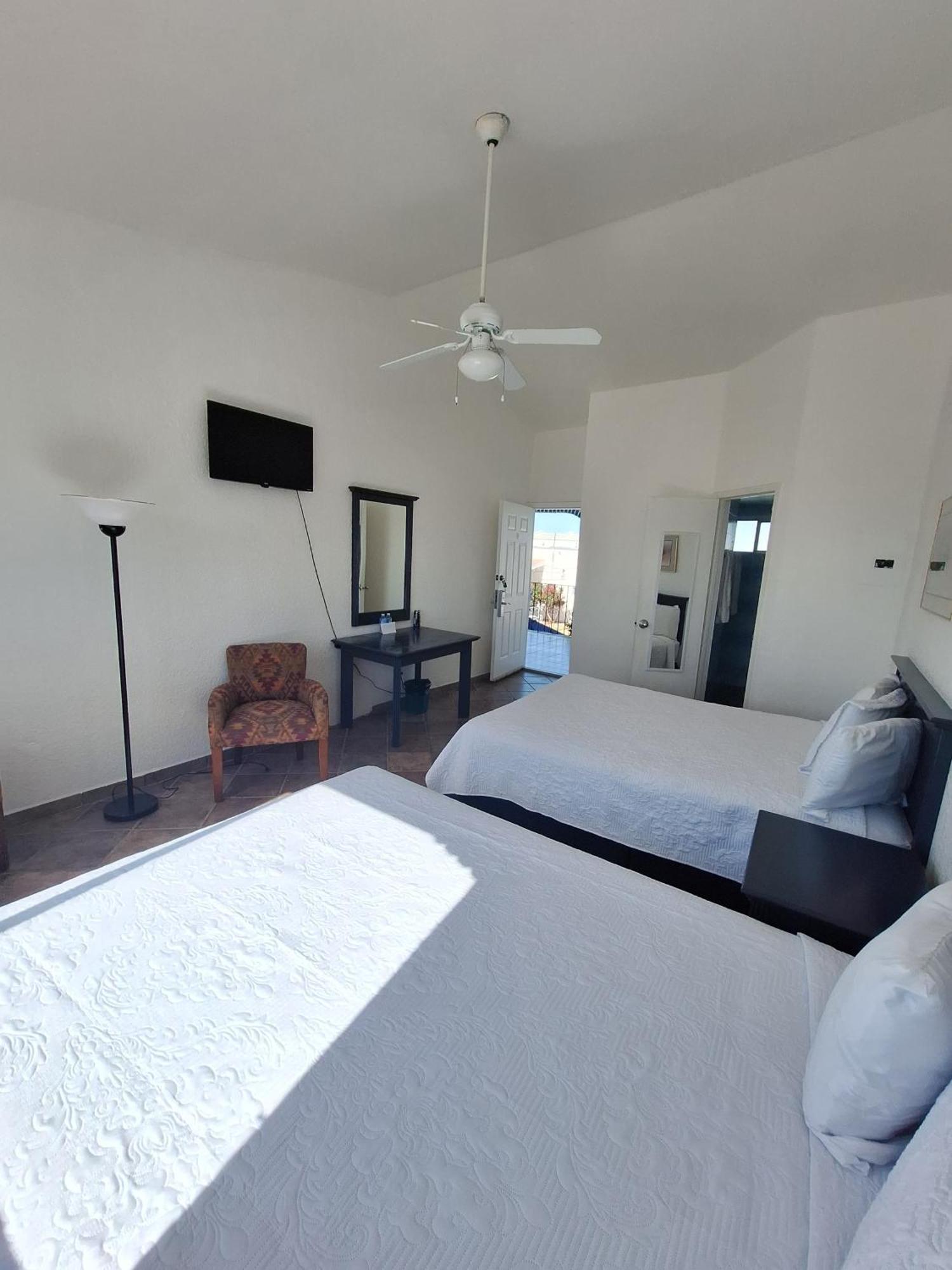Playa Inn Rocky Point Екстериор снимка