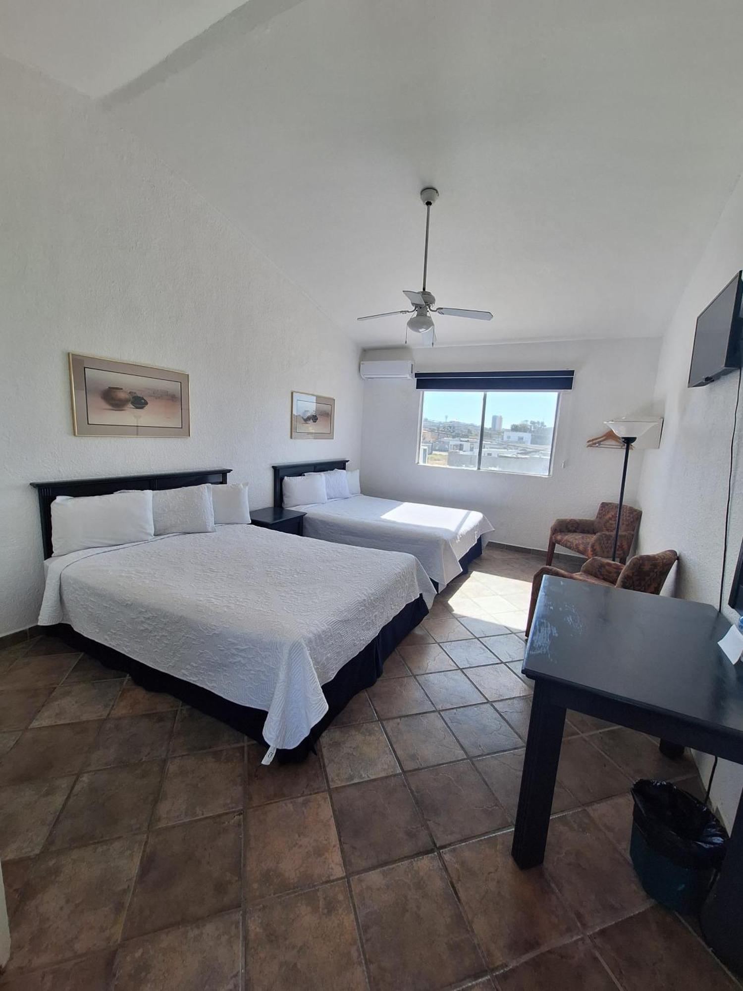 Playa Inn Rocky Point Екстериор снимка
